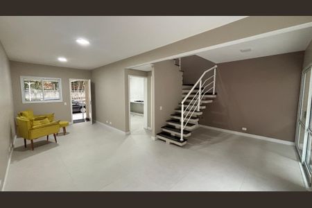 Casa de condomínio à venda com 144m², 4 quartos e 3 vagasSala - Sala de Jantar