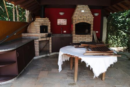 Casa de condomínio para alugar com 500m², 3 quartos e 3 vagas Casa de condomínio para alugar com 500m², 3 quartos e 3 vagasÁrea Externa