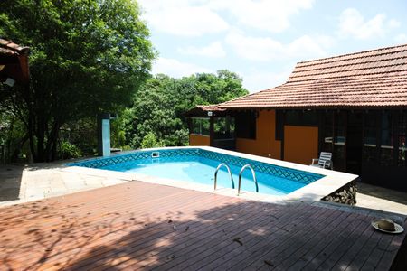 Casa de condomínio para alugar com 500m², 3 quartos e 3 vagas Casa de condomínio para alugar com 500m², 3 quartos e 3 vagasÁrea Externa