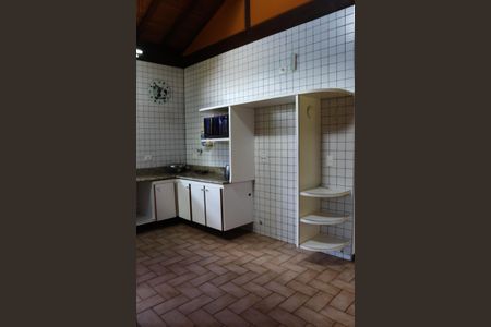 Casa de condomínio para alugar com 500m², 3 quartos e 3 vagas Casa de condomínio para alugar com 500m², 3 quartos e 3 vagasCozinha