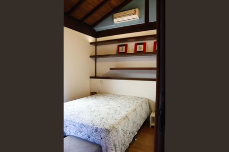 Casa de condomínio para alugar com 500m², 3 quartos e 3 vagas Casa de condomínio para alugar com 500m², 3 quartos e 3 vagasSuíte 3