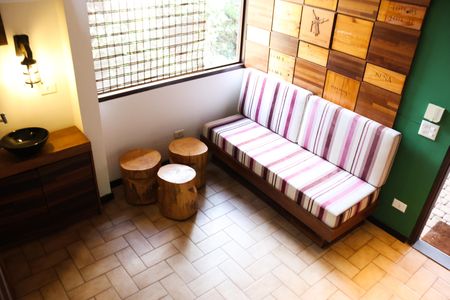 Casa de condomínio para alugar com 500m², 3 quartos e 3 vagas Casa de condomínio para alugar com 500m², 3 quartos e 3 vagasHall