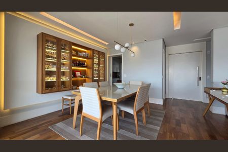 Apartamento à venda com 201m², 4 quartos e 4 vagas