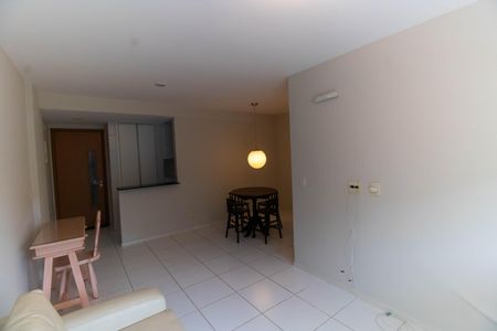 Sala de apartamento para alugar com 2 quartos, 91m² em Badu, Niterói