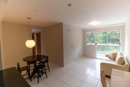 Sala de apartamento para alugar com 2 quartos, 91m² em Badu, Niterói