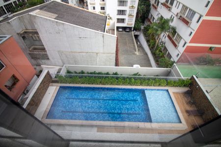 Apartamento à venda com 69m², 2 quartos e 1 vaga Apartamento à venda com 69m², 2 quartos e 1 vagaVaranda - Vista