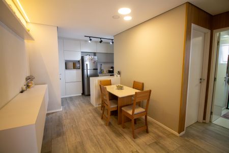 Apartamento à venda com 69m², 2 quartos e 1 vaga Apartamento à venda com 69m², 2 quartos e 1 vagaSala de Jantar