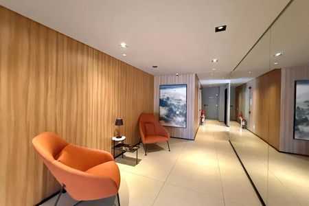 Apartamento à venda com 69m², 2 quartos e 1 vaga Apartamento à venda com 69m², 2 quartos e 1 vagaHall Social