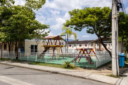 Casa de condomínio para alugar com 63m², 2 quartos e 1 vaga Casa de condomínio para alugar com 63m², 2 quartos e 1 vagaÁrea comum - Playground