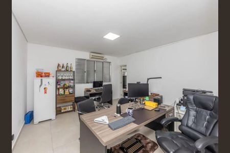 Foto 15 de casa à venda com 4 quartos, 213m² em Ipiranga, São Paulo