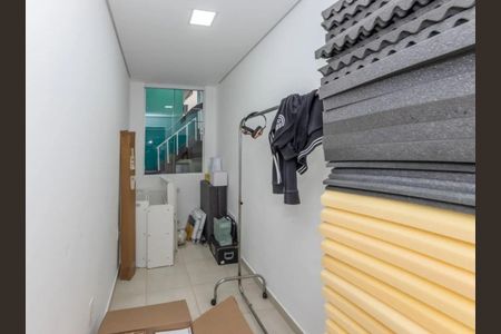 Casa à venda com 213m², 4 quartos e 2 vagasFoto 07