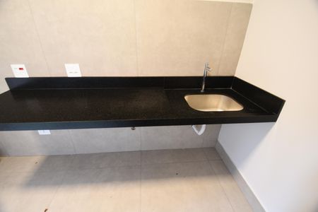 Casa de condomínio à venda com 340m², 4 quartos e 4 vagasÁrea de Serviço