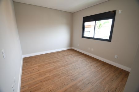Casa de condomínio à venda com 340m², 4 quartos e 4 vagasQuarto 3 - Suíte