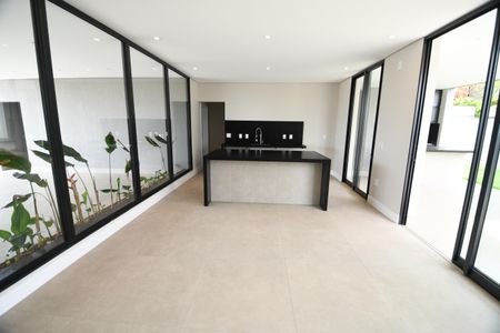 Casa de condomínio à venda com 340m², 4 quartos e 4 vagasCozinha