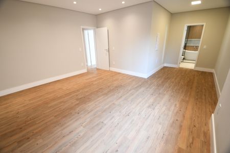 Casa de condomínio à venda com 340m², 4 quartos e 4 vagasQuarto 2 - Suíte