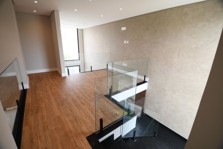 Casa de condomínio à venda com 340m², 4 quartos e 4 vagasMezanino