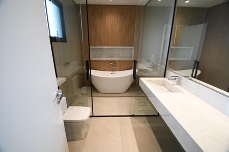 Casa de condomínio à venda com 340m², 4 quartos e 4 vagasBanheiro 2 - Suíte