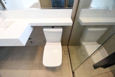 Casa de condomínio à venda com 340m², 4 quartos e 4 vagasBanheiro 1 - Suíte