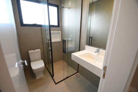 Casa de condomínio à venda com 340m², 4 quartos e 4 vagasBanheiro 3 - Suíte