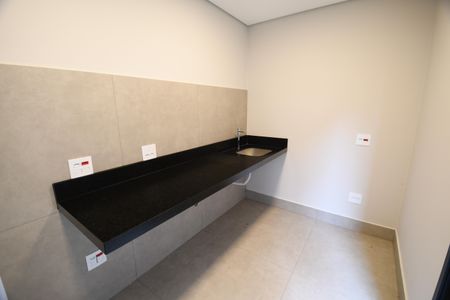 Casa de condomínio à venda com 340m², 4 quartos e 4 vagasÁrea de Serviço