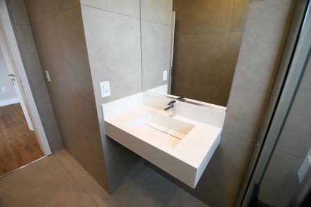 Casa de condomínio à venda com 340m², 4 quartos e 4 vagasBanheiro 4 - Suíte