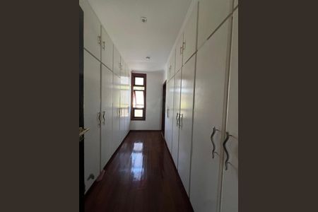 Casa à venda com 400m², 4 quartos e 6 vagas