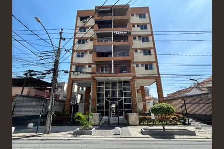 Apartamento para alugar com 65m², 2 quartos e 1 vagaFachada