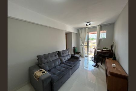 Apartamento para alugar com 65m², 2 quartos e 1 vagaSala
