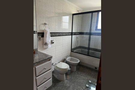 Apartamento à venda com 210m², 3 quartos e 3 vagas