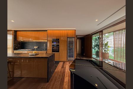 Apartamento à venda com 236m², 2 quartos e 4 vagas