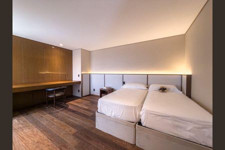 Apartamento à venda com 236m², 2 quartos e 4 vagas