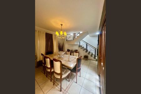 Casa à venda com 3 quartos, 279m² em Jardim Ipanema, Santo André