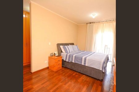 Casa à venda com 3 quartos, 225m² em Vila Homero Thon, Santo André