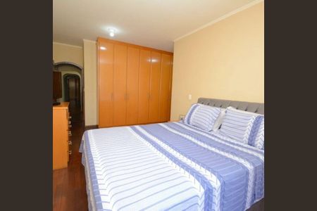 Casa à venda com 3 quartos, 225m² em Vila Homero Thon, Santo André