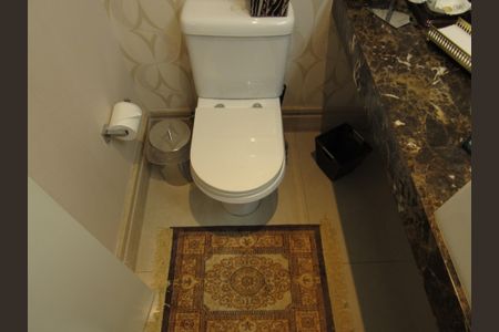 Apartamento à venda com 225m², 3 quartos e 3 vagasLavabo