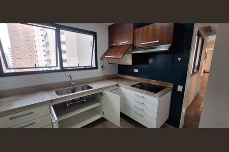 Apartamento à venda com 184m², 4 quartos e 3 vagas