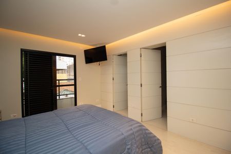Apartamento à venda com 190m², 4 quartos e 3 vagas Apartamento à venda com 190m², 4 quartos e 3 vagasQuarto 1 - Suíte 1