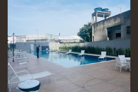 Apartamento para alugar com 44m², 2 quartos e 1 vaga Apartamento para alugar com 44m², 2 quartos e 1 vagaÁrea comum - Piscina