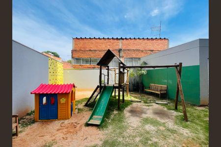 Apartamento para alugar com 44m², 2 quartos e 1 vaga Apartamento para alugar com 44m², 2 quartos e 1 vagaÁrea comum - Playground