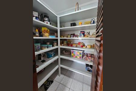 Casa à venda com 426m², 4 quartos e 6 vagas