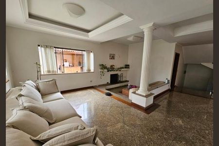 Casa à venda com 4 quartos, 426m² em Parque dos Principes, São Paulo