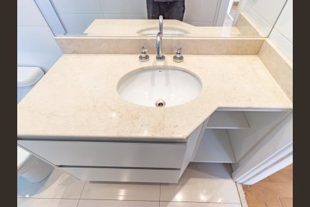 Apartamento para alugar com 246m², 4 quartos e 5 vagasBanheiro da Suíte 3