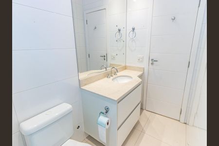 Apartamento para alugar com 246m², 4 quartos e 5 vagasBanheiro da Suíte 3