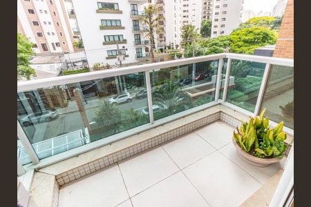 Apartamento para alugar com 246m², 4 quartos e 5 vagasVista da Suíte 1