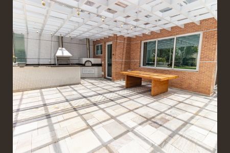 Apartamento para alugar com 246m², 4 quartos e 5 vagasÁrea comum - Churrasqueira