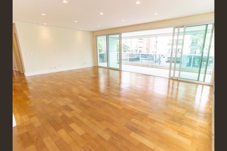Apartamento para alugar com 246m², 4 quartos e 5 vagasSala