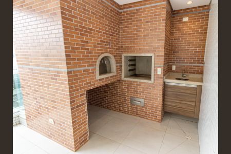 Apartamento para alugar com 246m², 4 quartos e 5 vagasVaranda