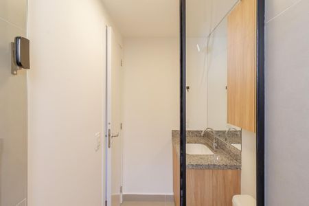 Studio para alugar com 26m², 1 quarto e sem vaga Studio para alugar com 26m², 1 quarto e sem vagaBanheiro da Suíte