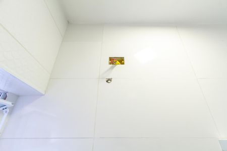 Banheiro de kitnet/studio para alugar com 1 quarto, 29m² em Vila Dayse, São Bernardo do Campo