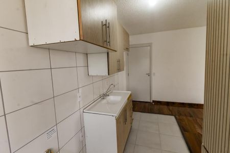 Apartamento para alugar com 41m², 2 quartos e sem vaga Apartamento para alugar com 41m², 2 quartos e sem vagaCozinha - Armários